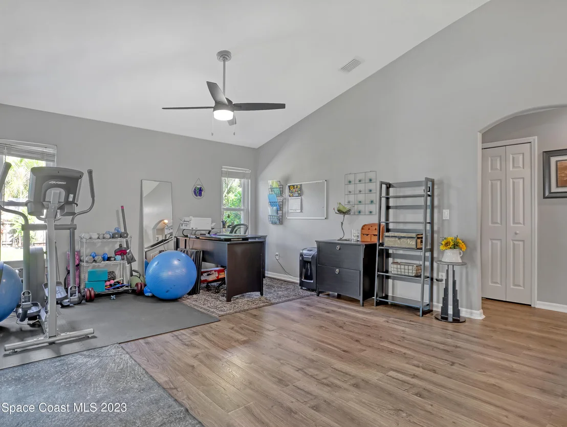 Photo of 758 Wyeth Street