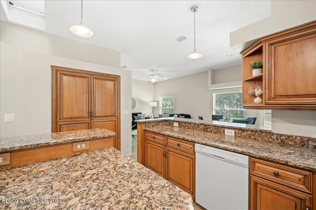 Photo of 2340 Cox Road