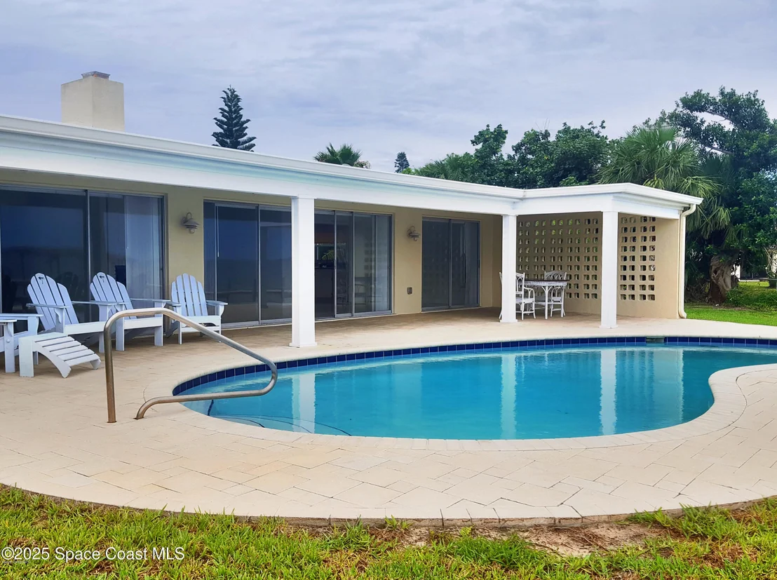 Photo of 215 Sea Crest Drive