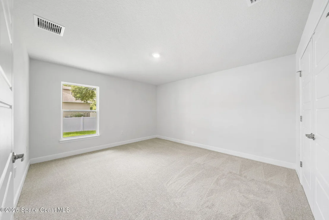 Photo of 920 Lyons Circle NW