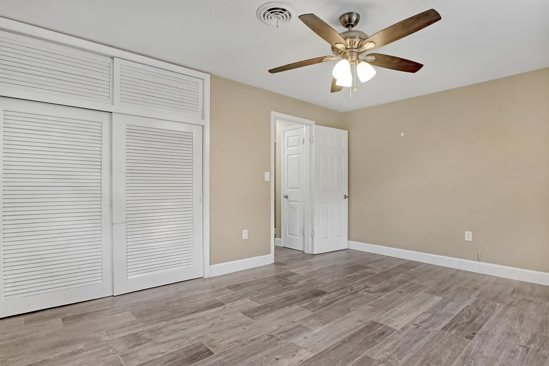 Photo of 355 Brewster Road