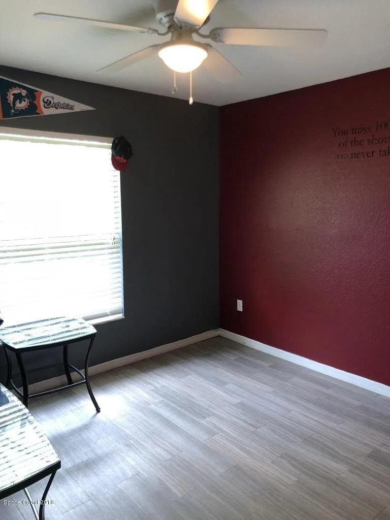 Photo of 941 Hollister Drive