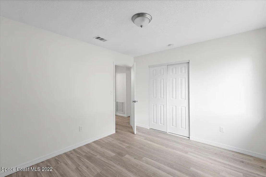 Photo of 1365 Wayside Court NE