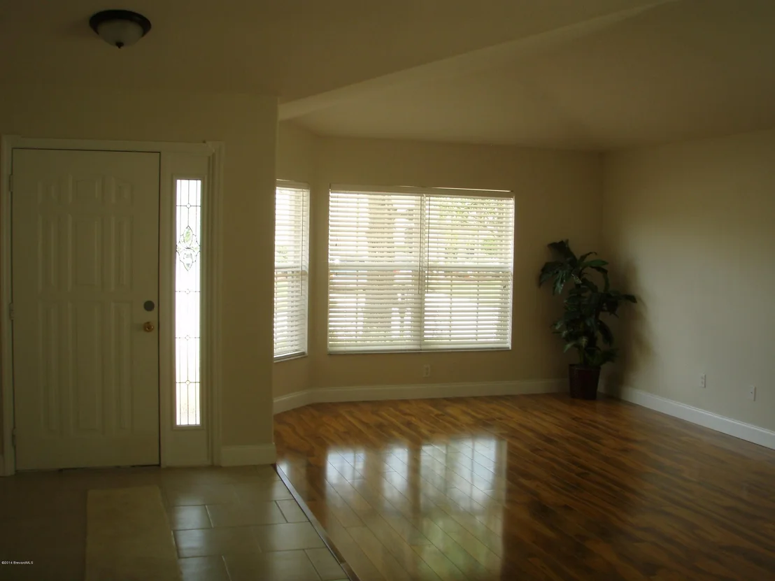 Photo of 2681 Bradfordt Drive