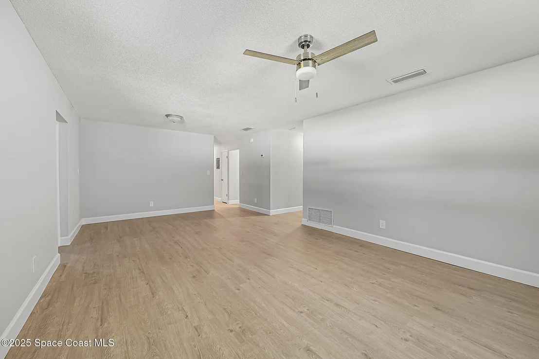 Photo of 350 Maple Place
