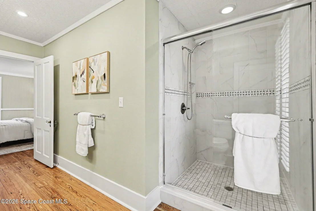 Photo of 35 Barton Avenue