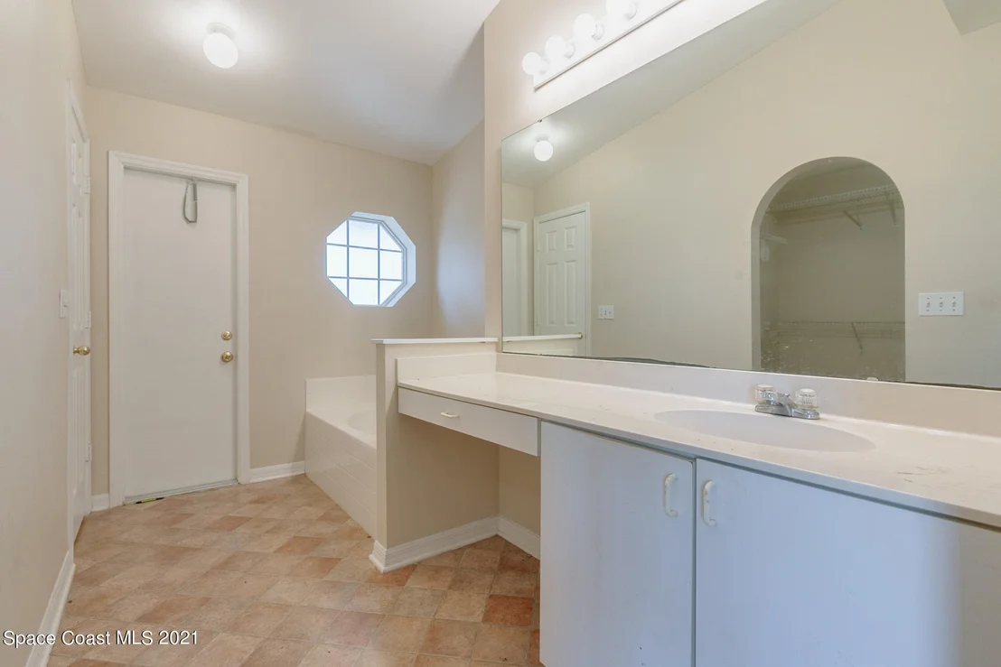 Photo of 8511 Ivanhoe Drive