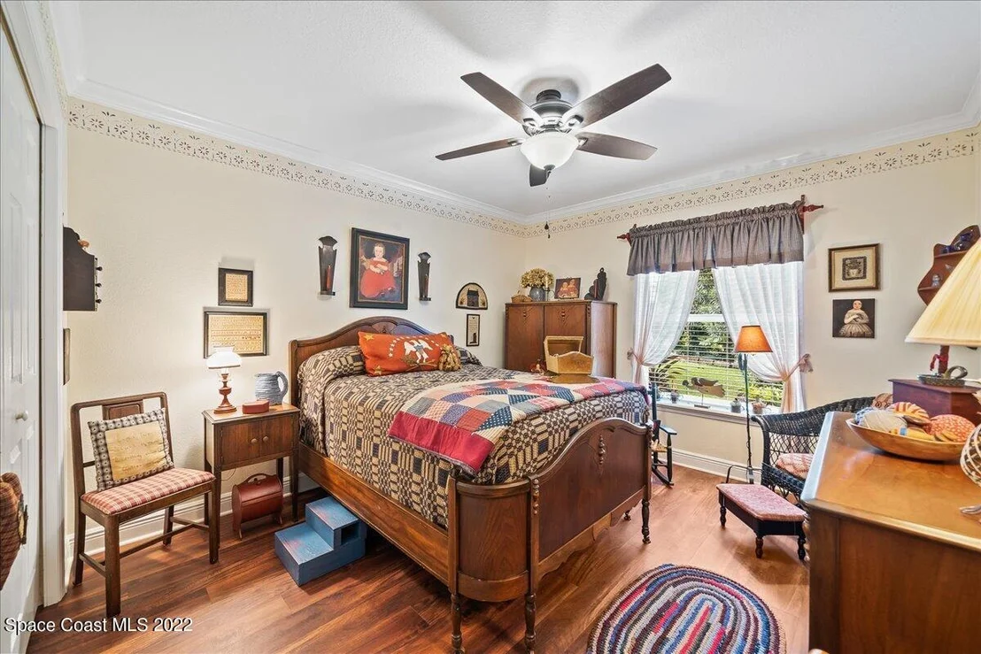 Photo of 2372 Woodfield Circle