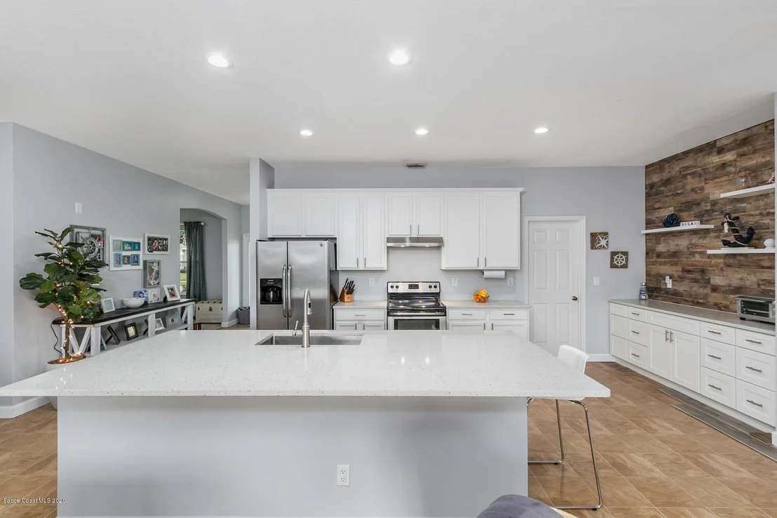 Photo of 1037 Morgan Circle NE