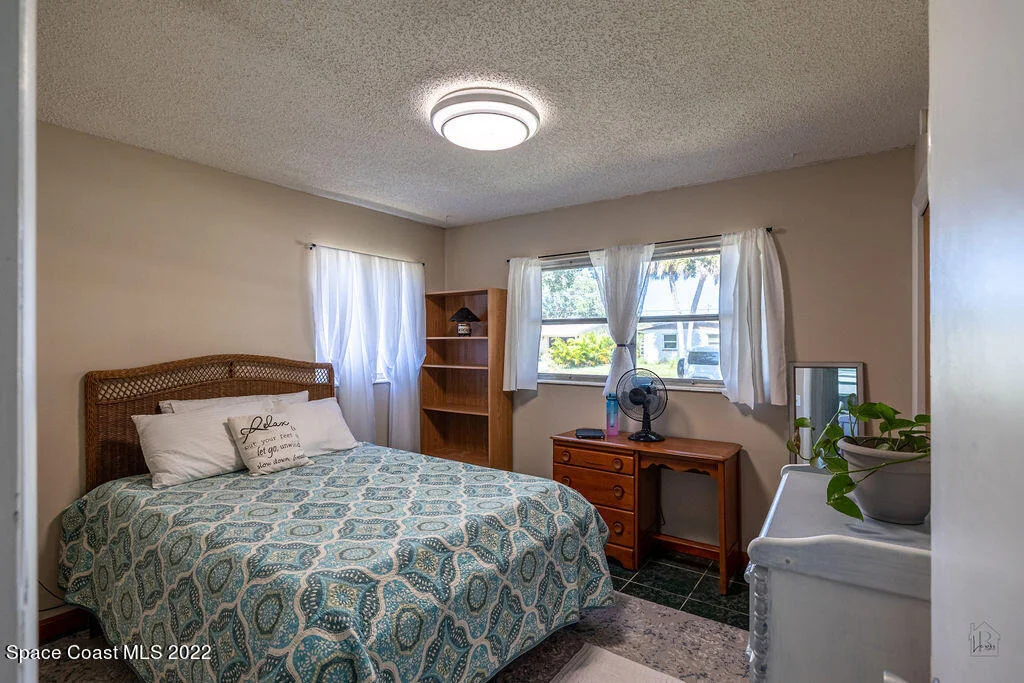 Photo of 1369 Estridge Drive