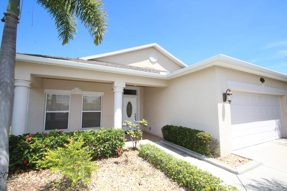 Photo of 1588 Maeve Circle