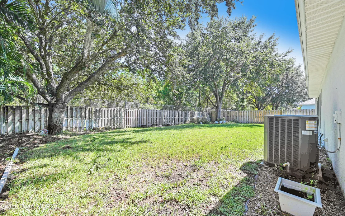 Photo of 821 Potomac Drive