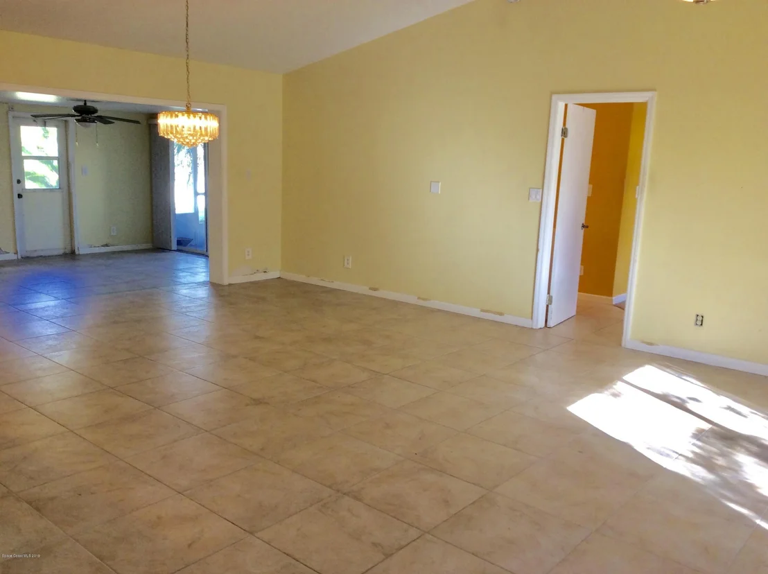 Photo of 2732 Chapparal Drive