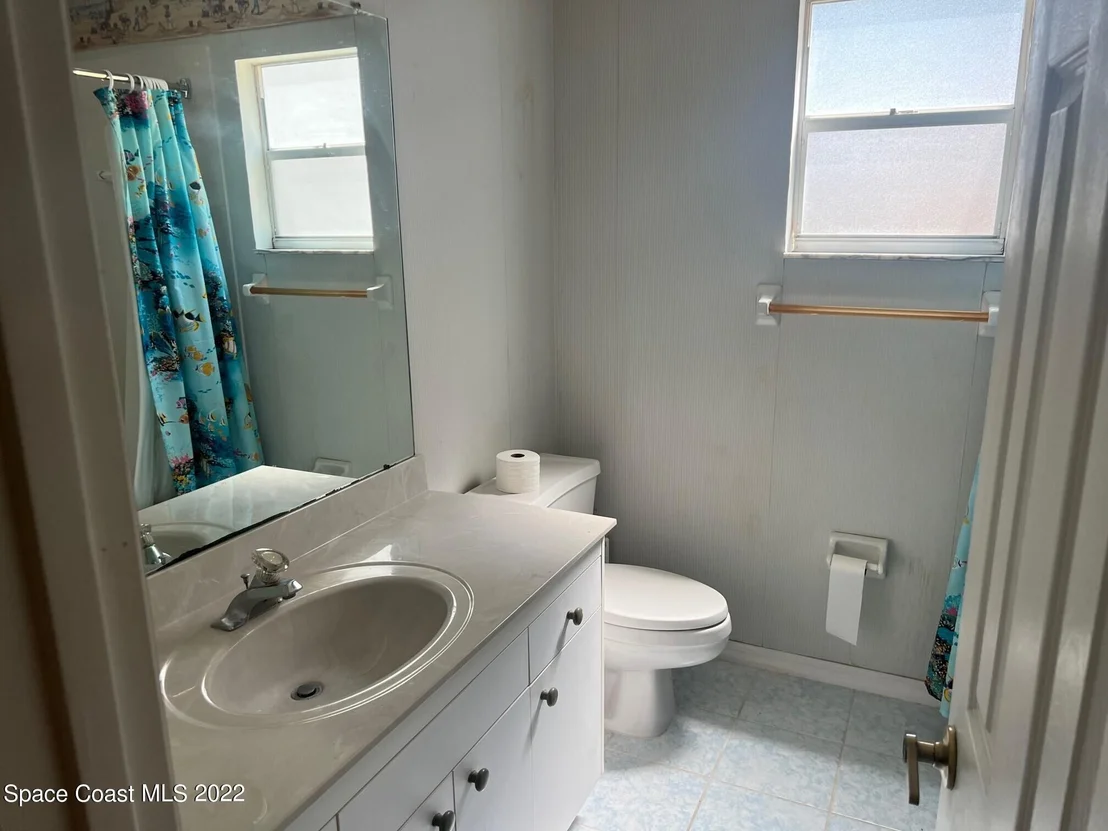 Photo of 1885 Crane Creek Boulevard
