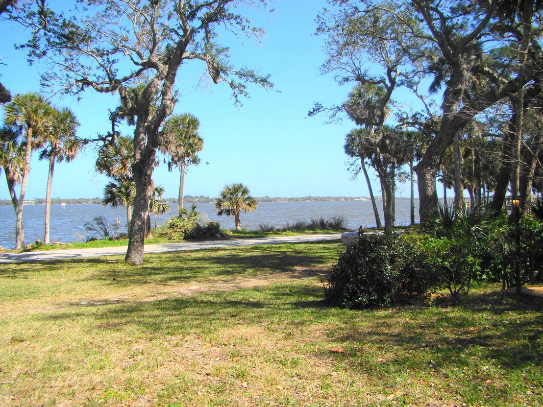 Photo of 2141 Rockledge Drive