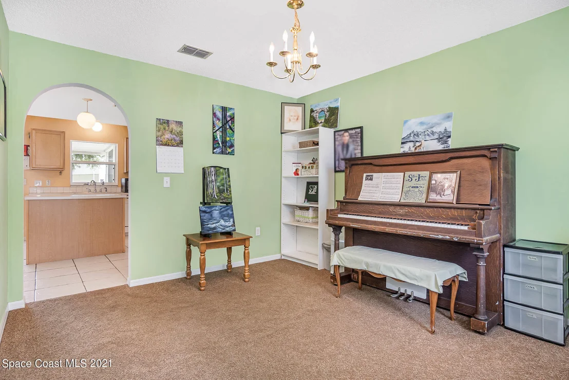 Photo of 2339 Myla Lane