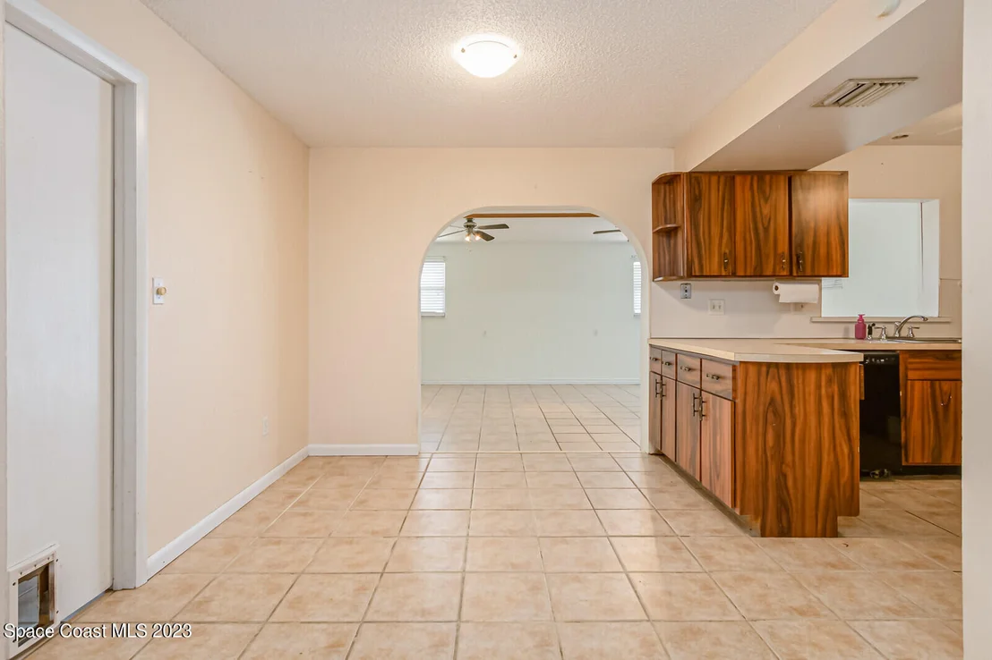 Photo of 3290 Dade Circle NE