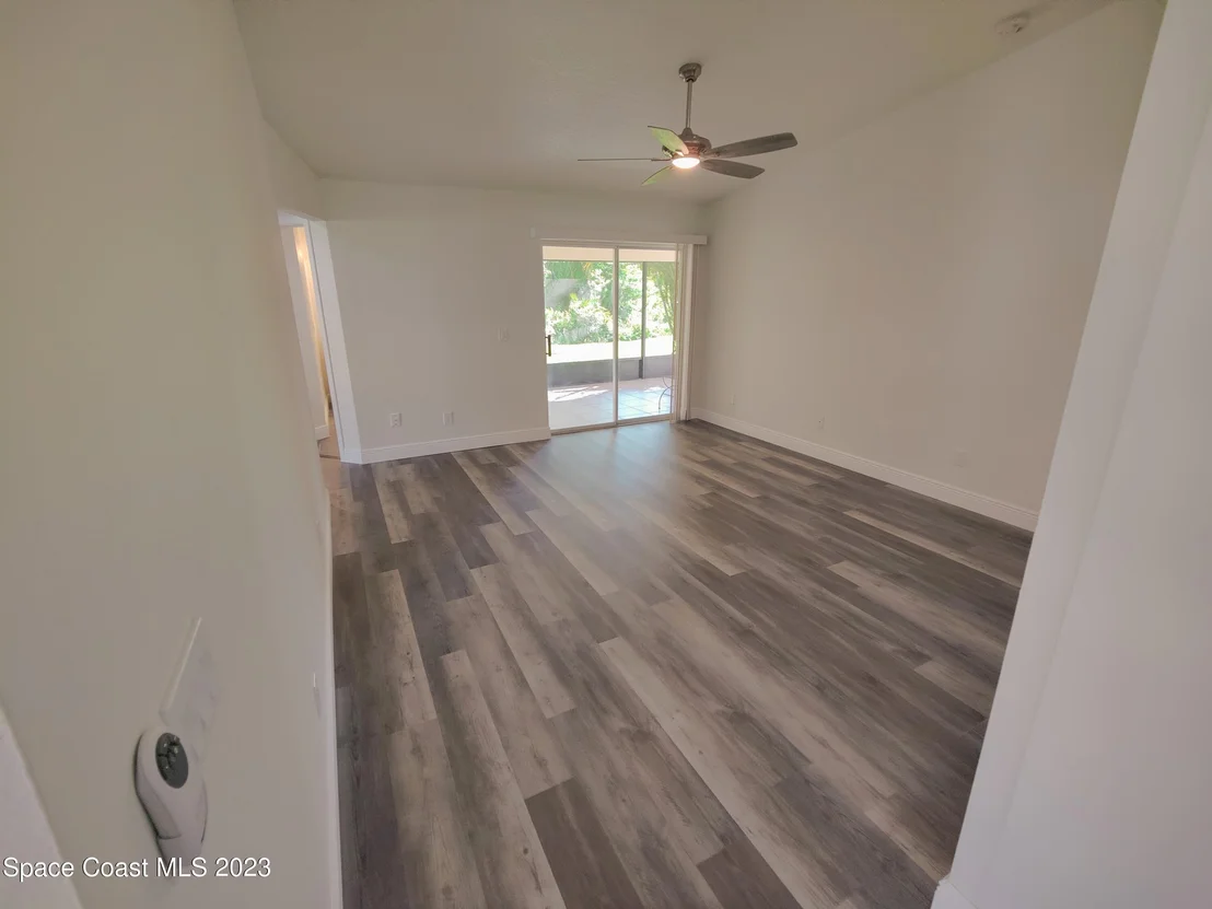 Photo of 944 Wimbledon Drive