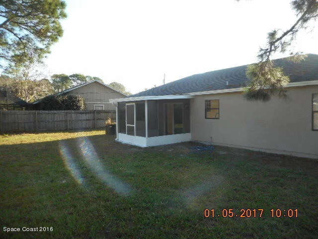 Photo of 5390 Holden Road