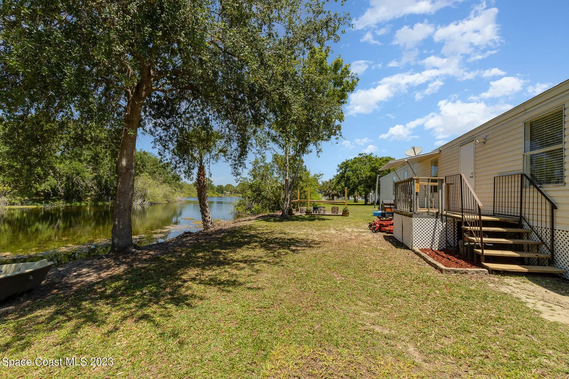 Photo of 5918 Cedar Lake Drive