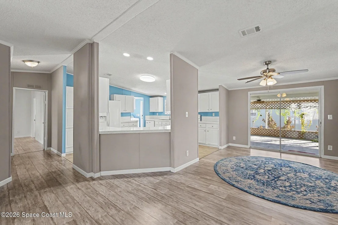 Photo of 926 Laurel Circle
