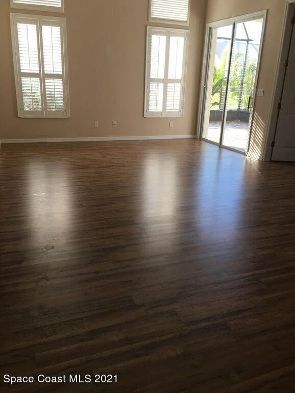 Photo of 4630 Portage Trail