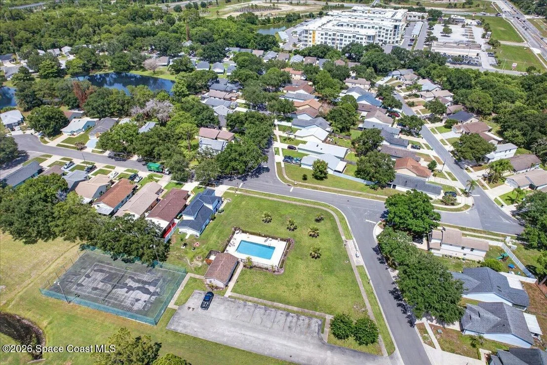 Photo of 3000 Winchester Drive