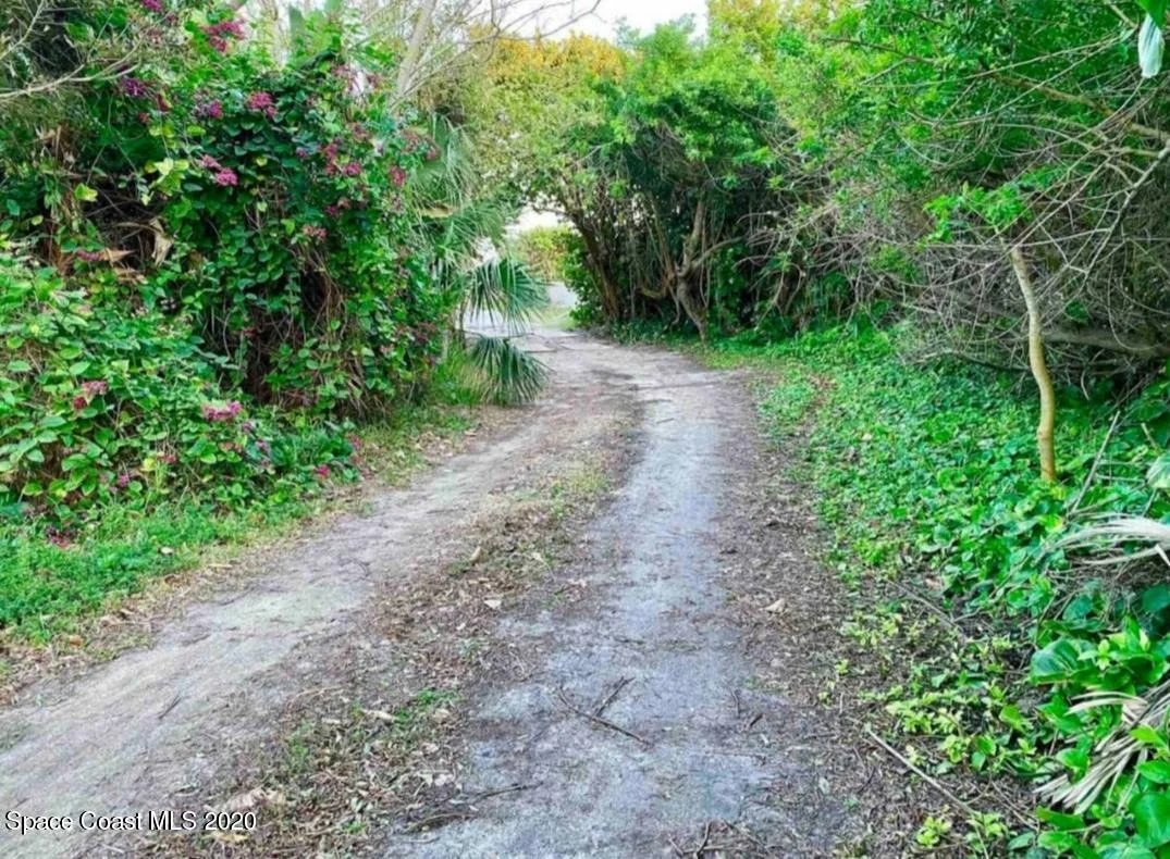 Photo of 2165 N Highway A1a