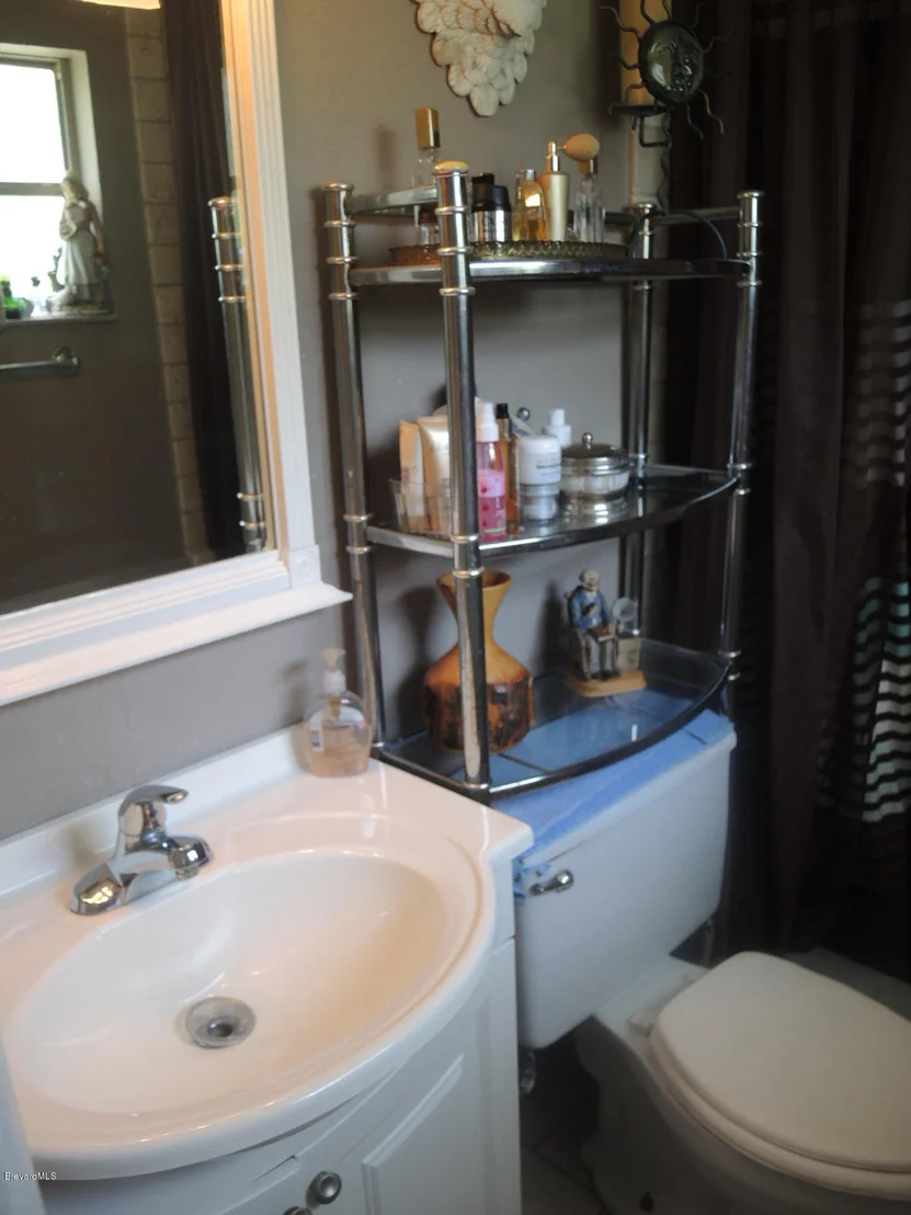 Photo of 1115 Conquistador Drive