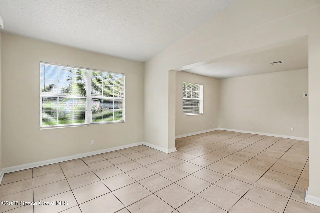 Photo of 1077 Judith Terrace