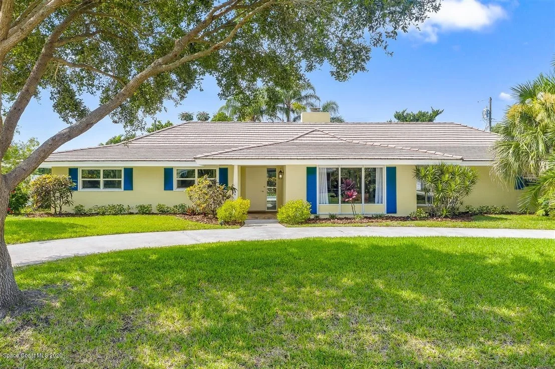 Photo of 705 Hibiscus Trail