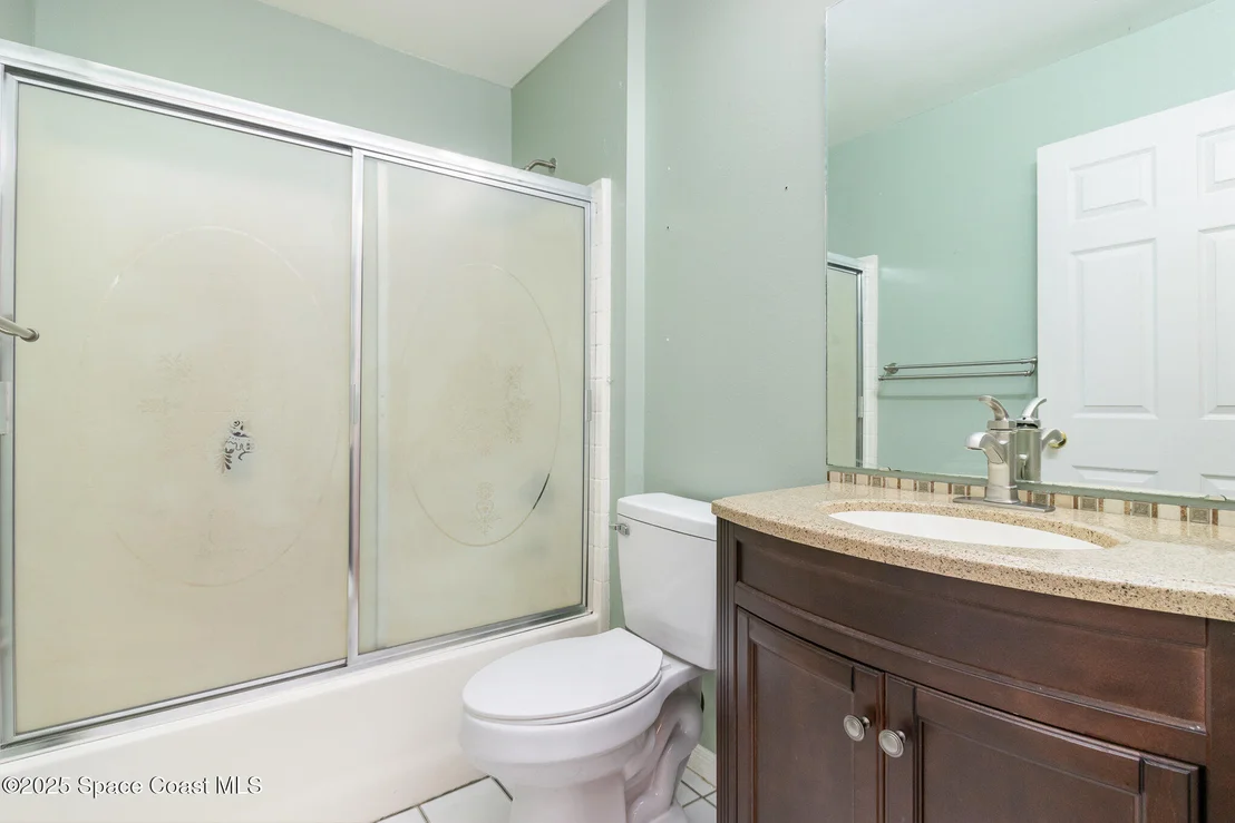 Photo of 6856 Buxton Avenue