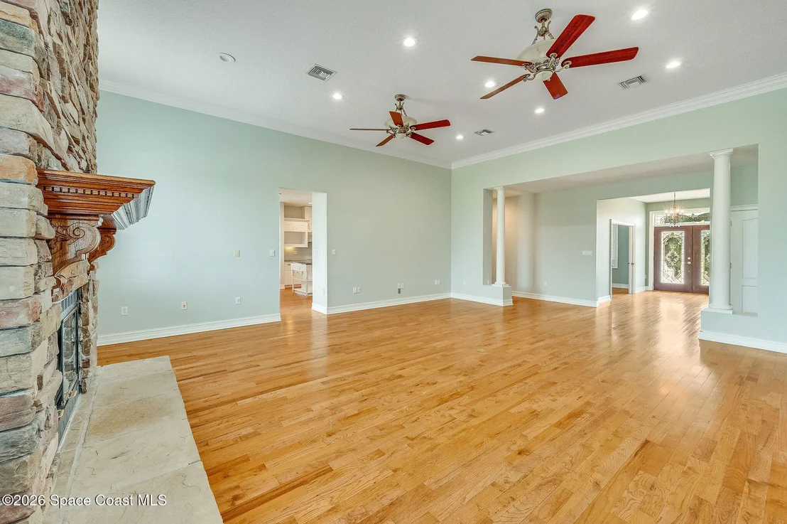 Photo of 2326 Holder Road
