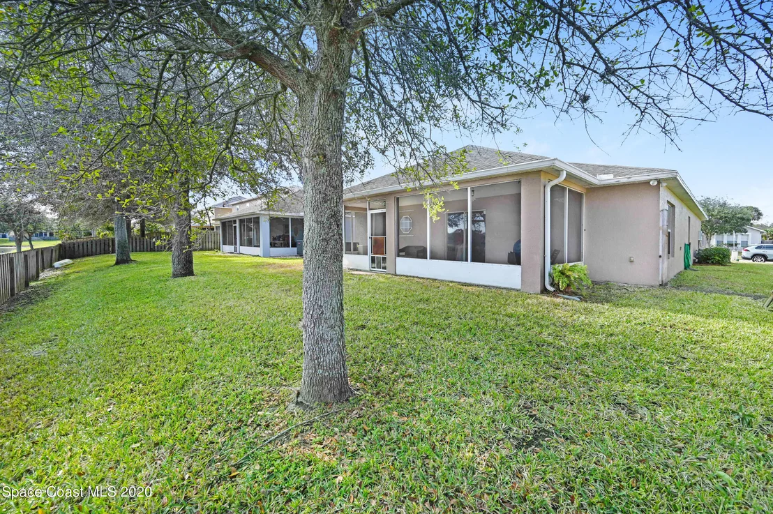 Photo of 1722 Sorento Circle