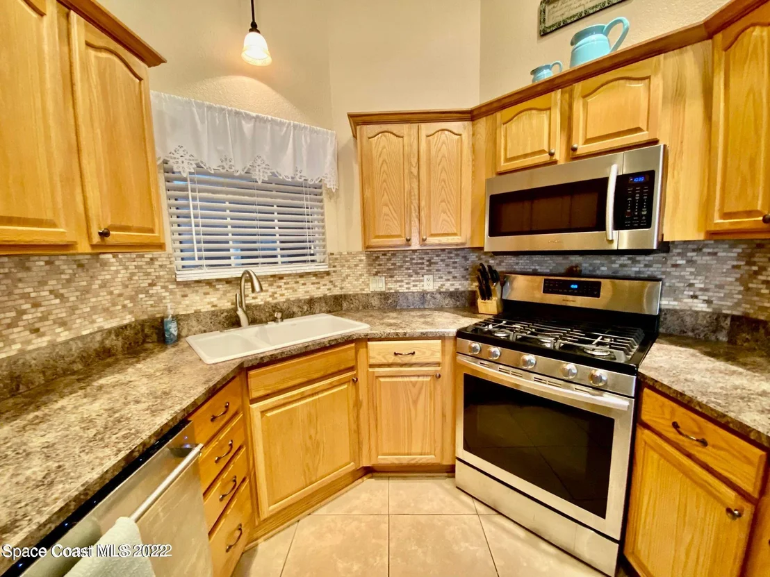 Photo of 2420 Coral Ridge Circle
