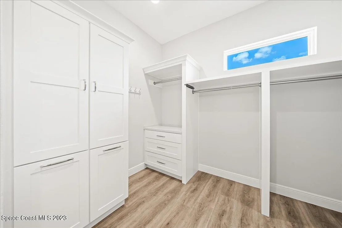 Photo of 2255 Seminole Boulevard