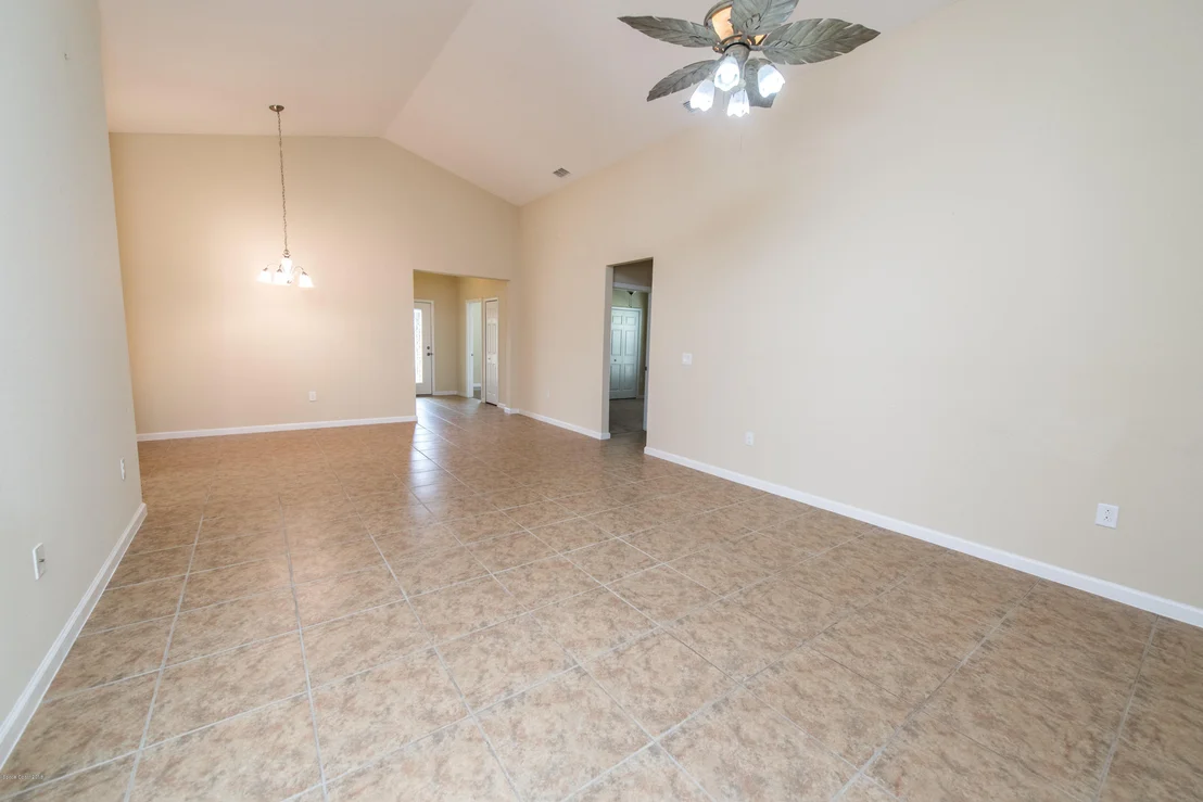 Photo of 1320 Corbett Lane