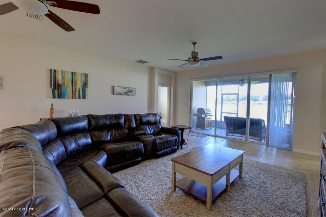 Photo of 1781 Bridgeport Circle
