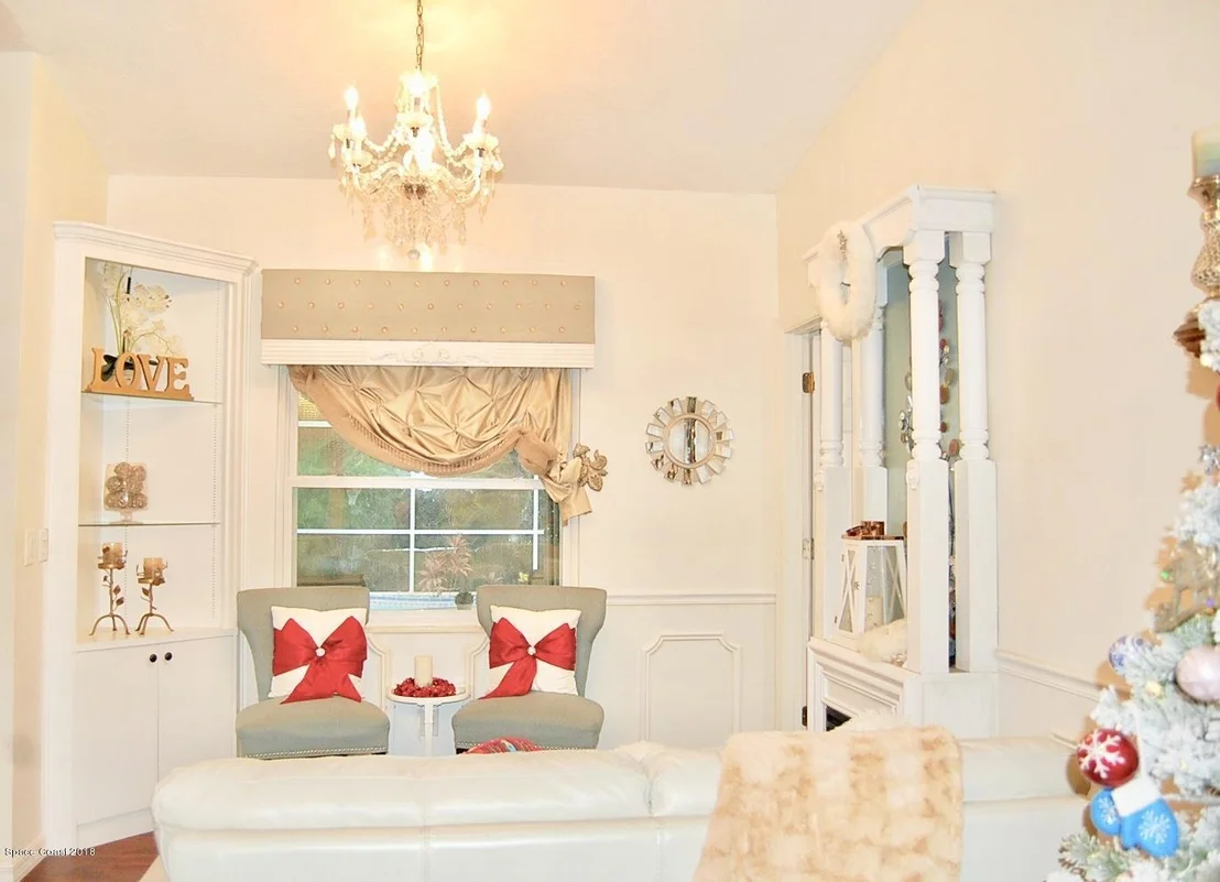 Photo of 1691 Adview Road SE