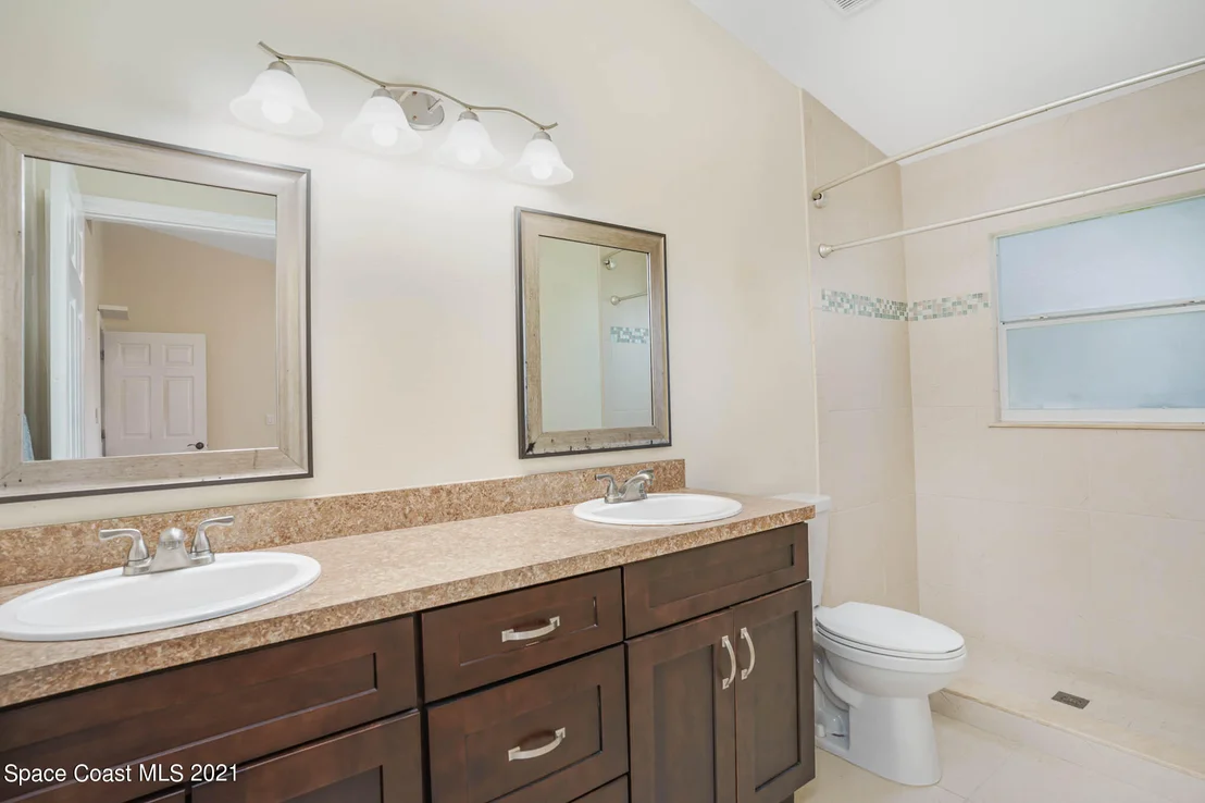 Photo of 1528 Bronco Drive