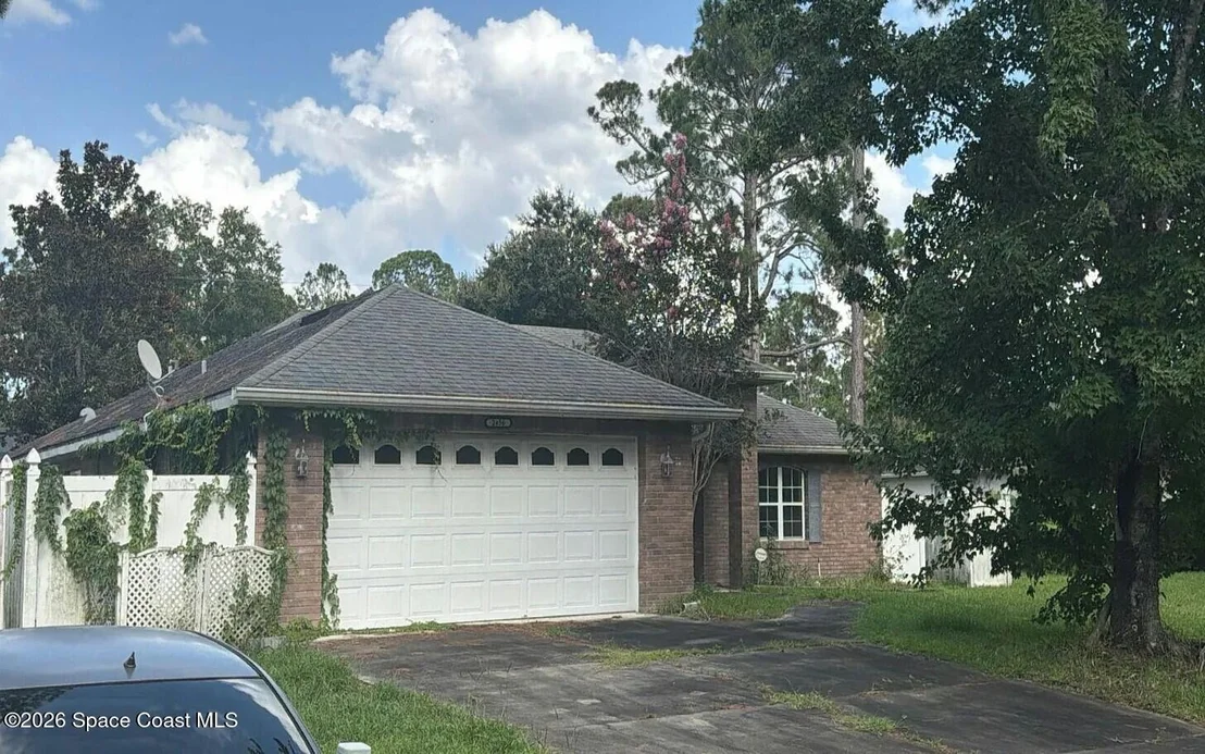 Photo of 2456 Coachman Drive