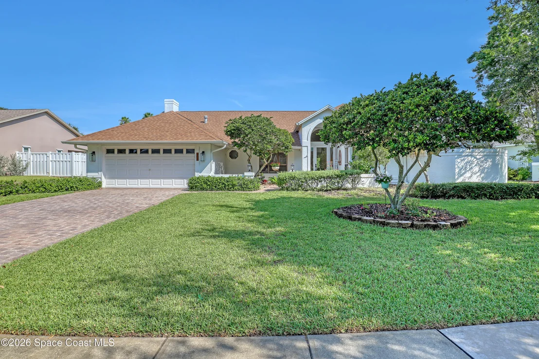Photo of 402 Peregrine Drive