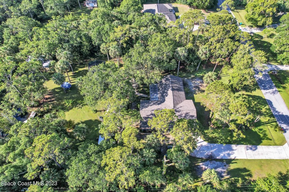 Photo of 2365 Homestead Lane