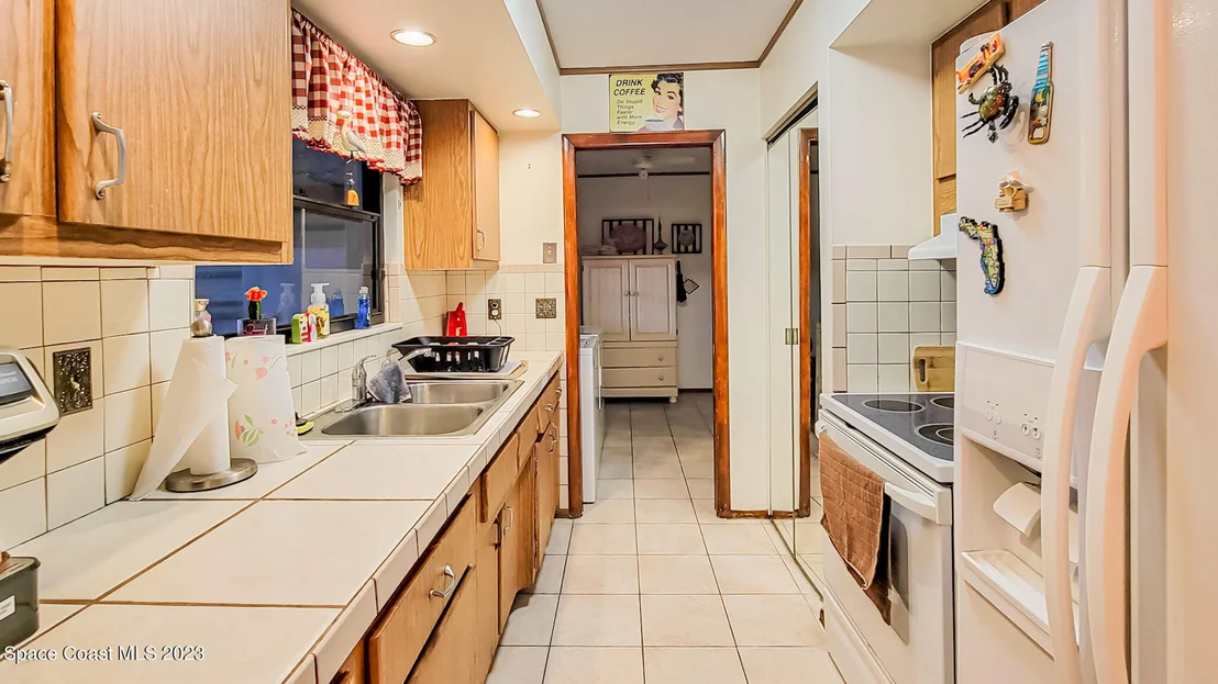 Photo of 2844 Starlight Circle NE