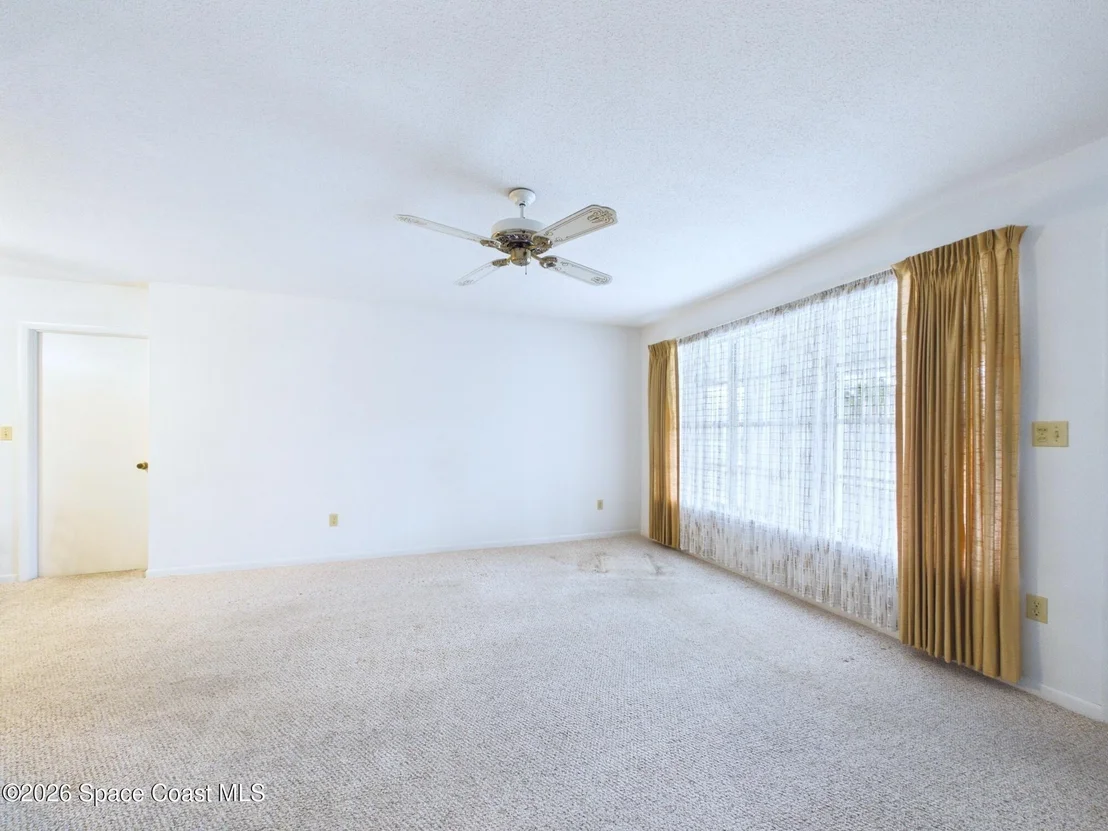 Photo of 2939 Chipper Drive NE