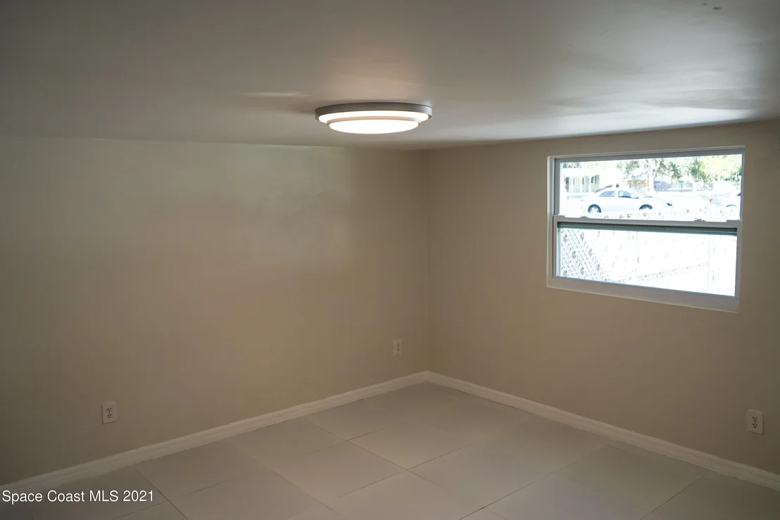 Photo of 80 Katherine Boulevard