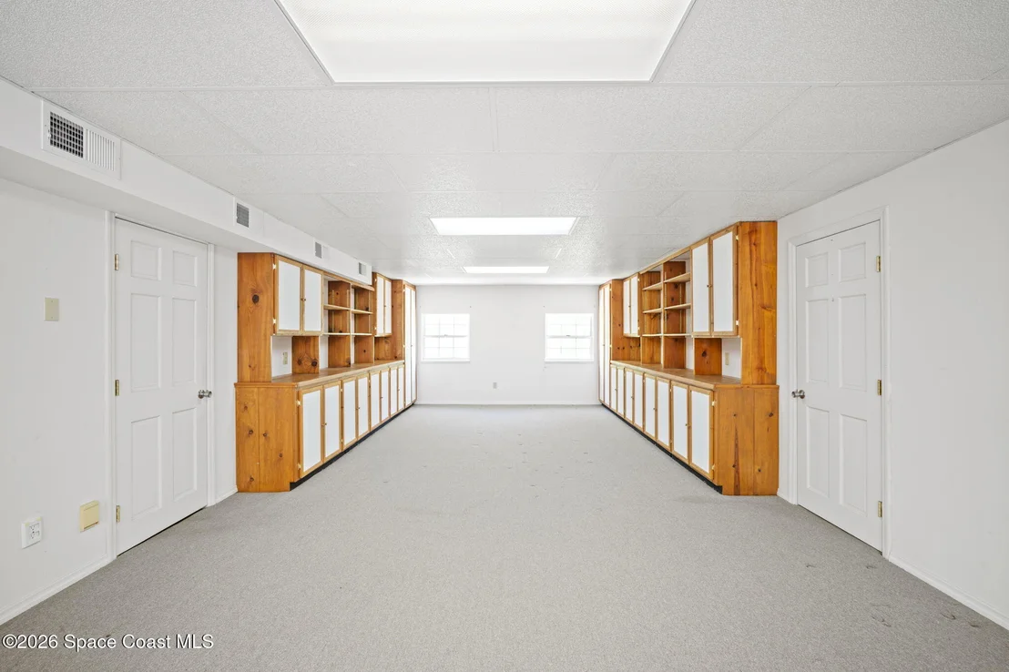 Photo of 945 Bluegrass Lane