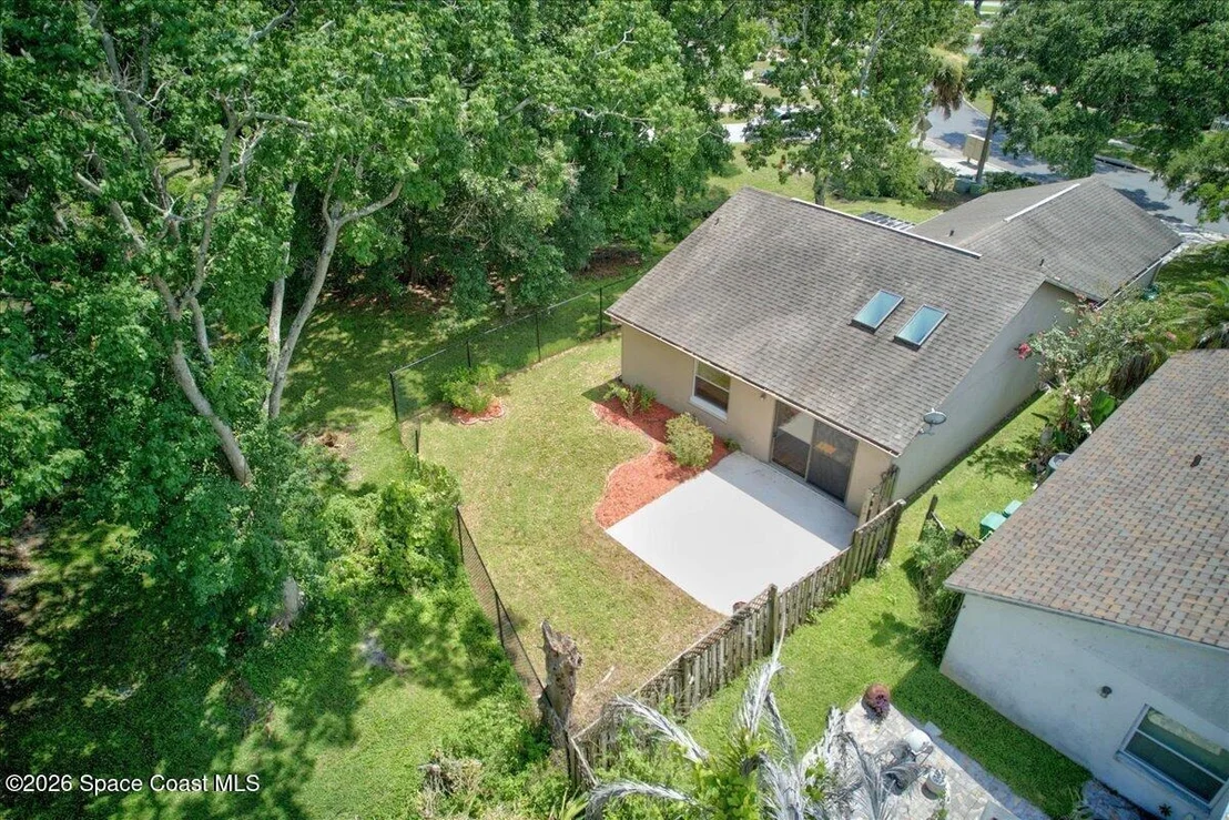 Photo of 3000 Winchester Drive