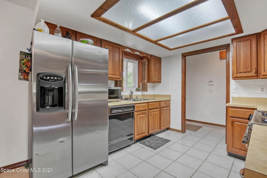 Photo of 1850 N Ontario Circle