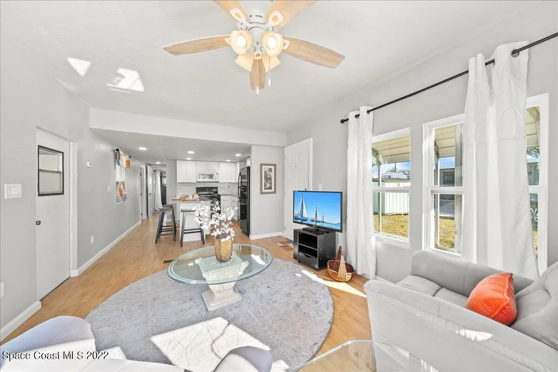 Photo of 3061 Indian River Drive NE